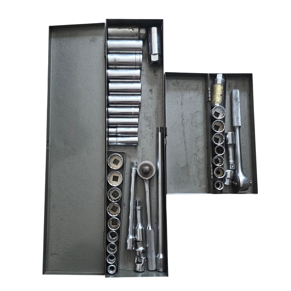 Vintage Dayton USA Socket Set w/ Ratchet, Sockets & Metal Storage Case